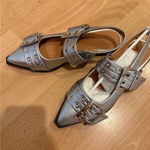 Stylish Silver Women's Shoes